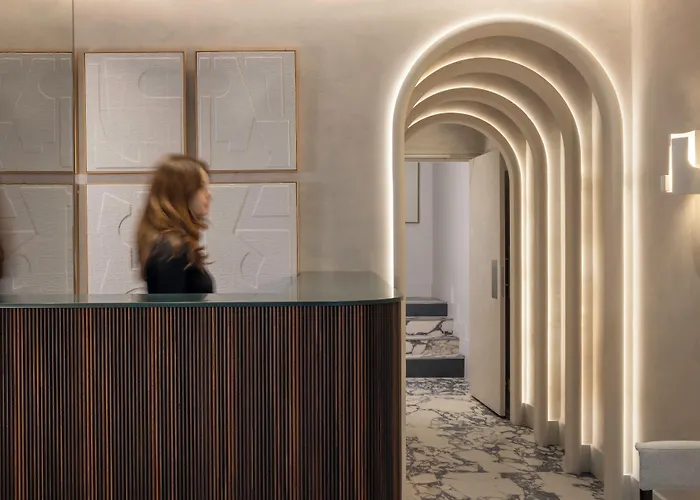 Hotel Des Carmes By Malone París